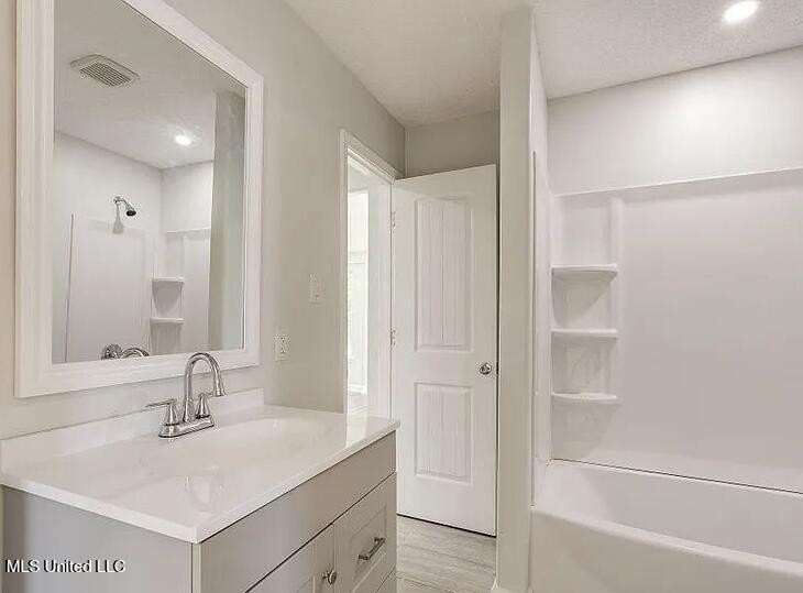 Welcome to 6535 Lakeshore Drive, where comfort and location come - photo 5