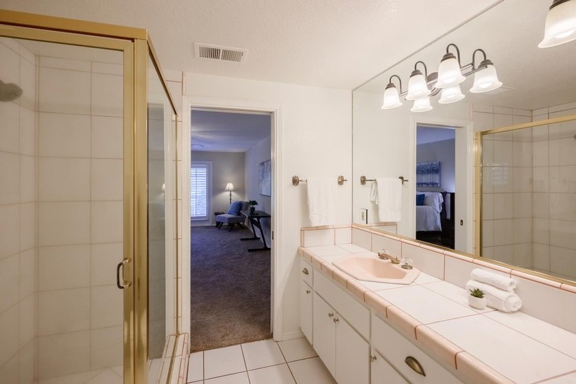 Welcome to this incredible home situated on a spacious corner - photo 36