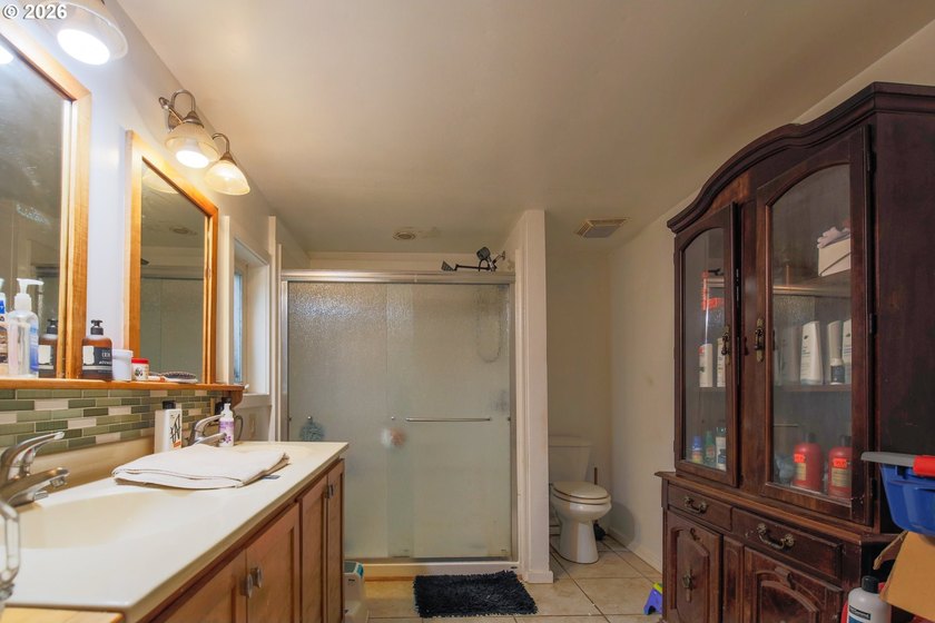 Escape to your own private retreat on 7.18 acres just outside - photo 18