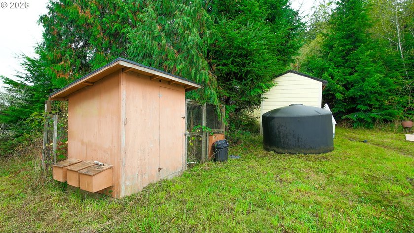 Escape to your own private retreat on 7.18 acres just outside - photo 30