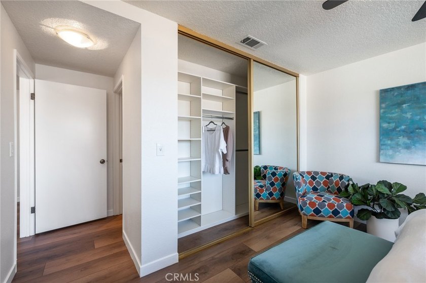 2230 S Alma Ave 4 - photo 22