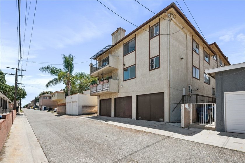 2230 S Alma Ave 4 - photo 42
