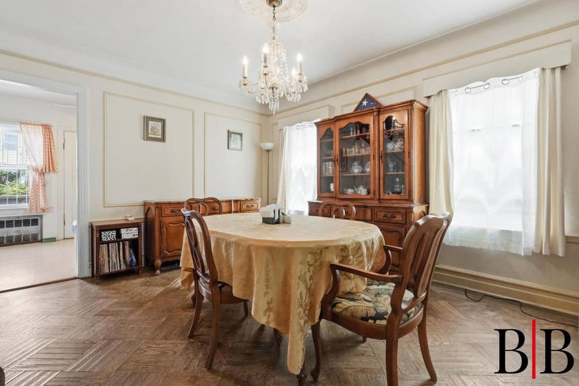 This home has everything you would love except the white picket - photo 8