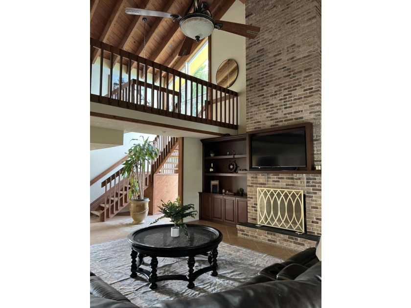 Is there a 4-bedroom home in Palm Beach County with acreage - photo 4