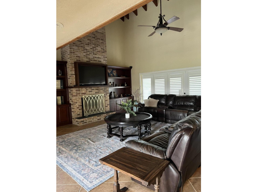 Is there a 4-bedroom home in Palm Beach County with acreage - photo 8
