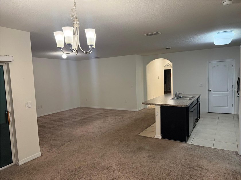 This charming 3-bedroom, 2-bath home features a spacious - photo 5