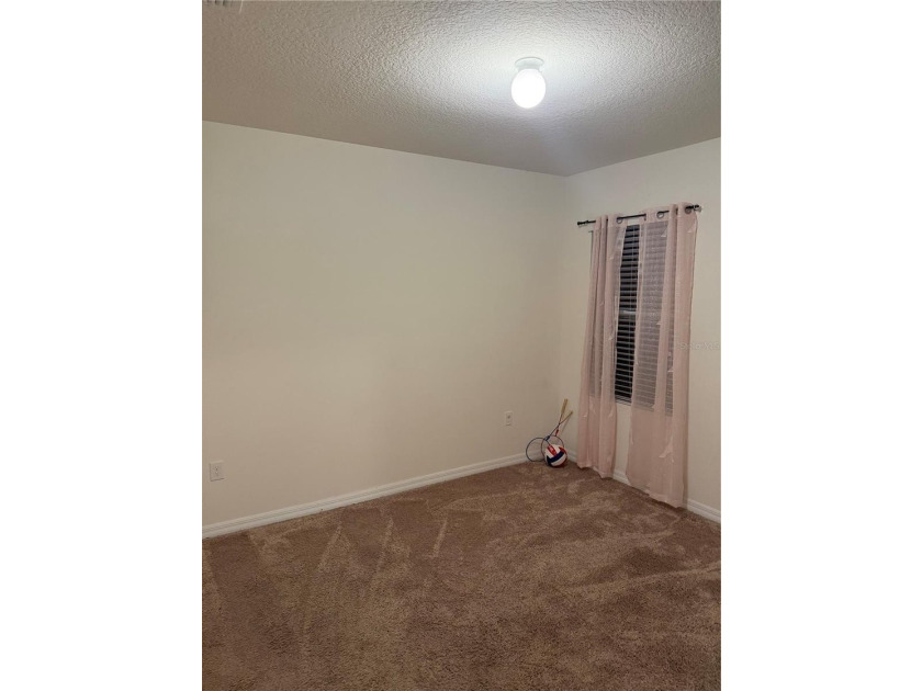 This charming 3-bedroom, 2-bath home features a spacious - photo 10