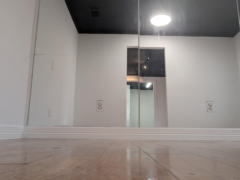 Versatile Commercial Property with Flexible Multi-Tenant or - photo 22
