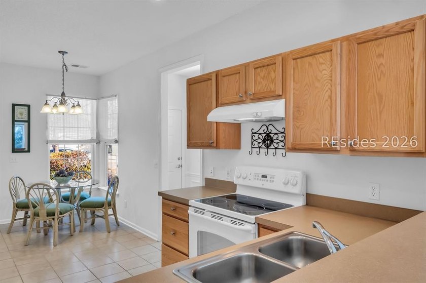 Bring your imagination and style to capitalize on a great home - photo 20