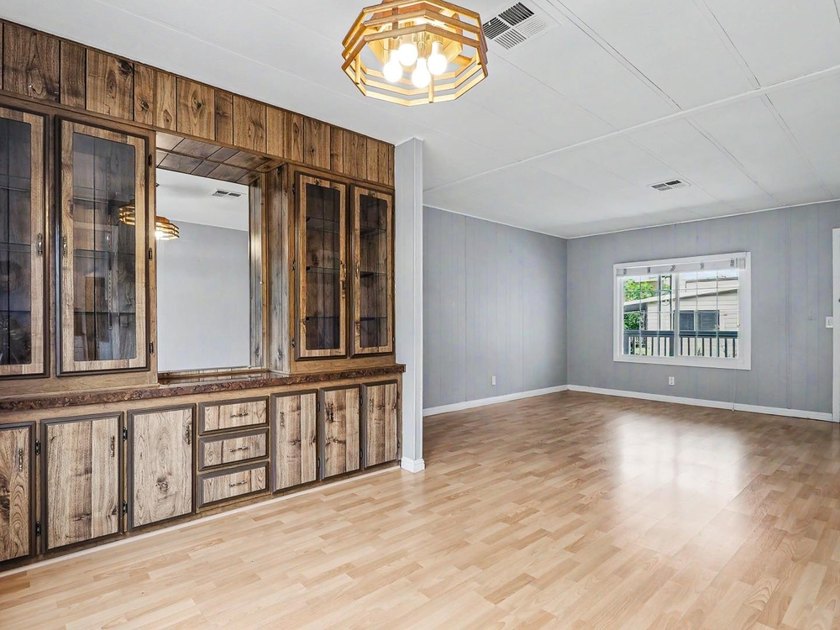 Welcome to this beautifully updated 3 bedroom, 2 bath residence - photo 28