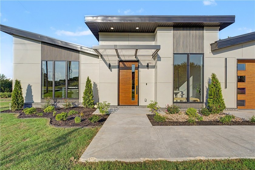 Welcome to 1 Taransay Drive, where contemporary design meets - photo 41