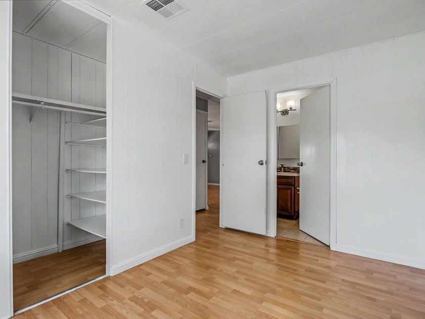 Welcome to this beautifully updated 3 bedroom, 2 bath residence - photo 45