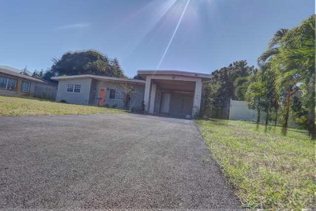 Prime Lake Park location with no HOA. This 3-bedroom home offers - photo 5