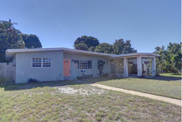 Prime Lake Park location with no HOA. This 3-bedroom home offers - photo 8