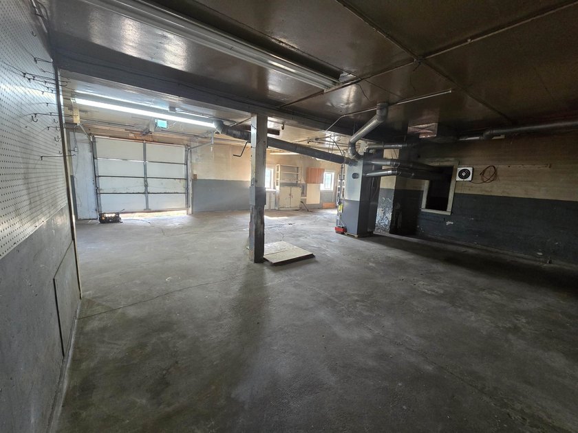 If you've been searching for a property with exceptional shop - photo 22