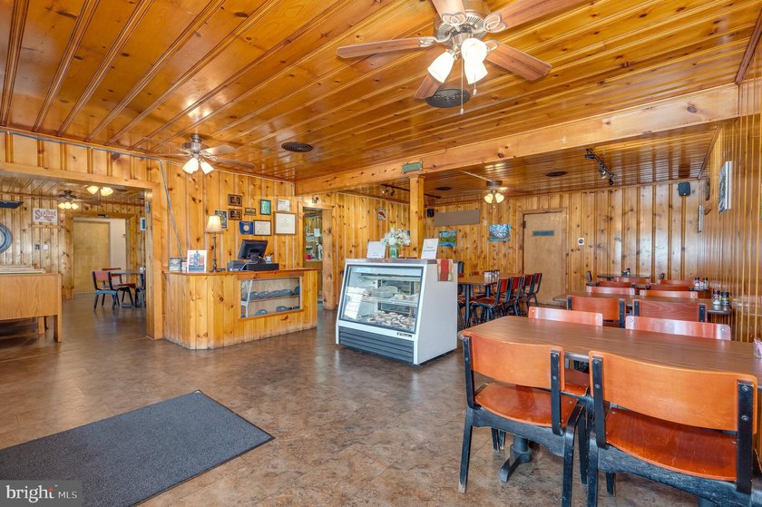 We are excited to present the Lost River Grill and Motel and - photo 14