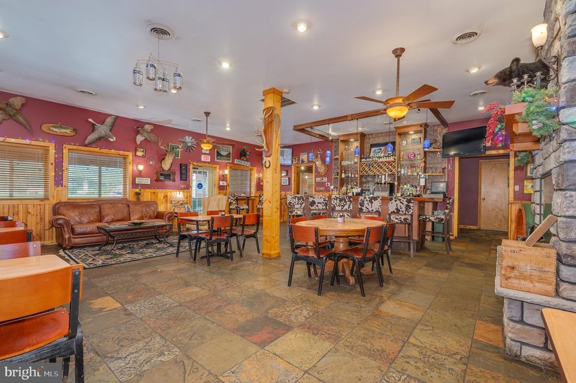 We are excited to present the Lost River Grill and Motel and - photo 41