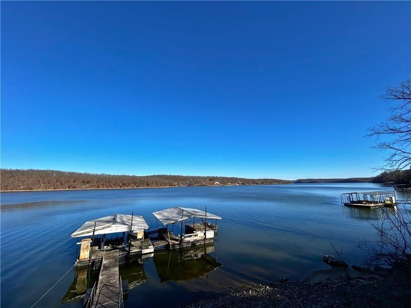 Offered BELOW 2025 Appraised Value! Waterfront opportunity on - photo 16
