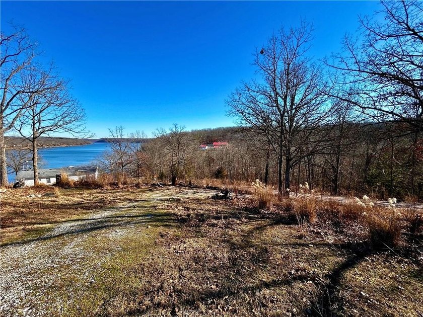 Offered BELOW 2025 Appraised Value! Waterfront opportunity on - photo 22