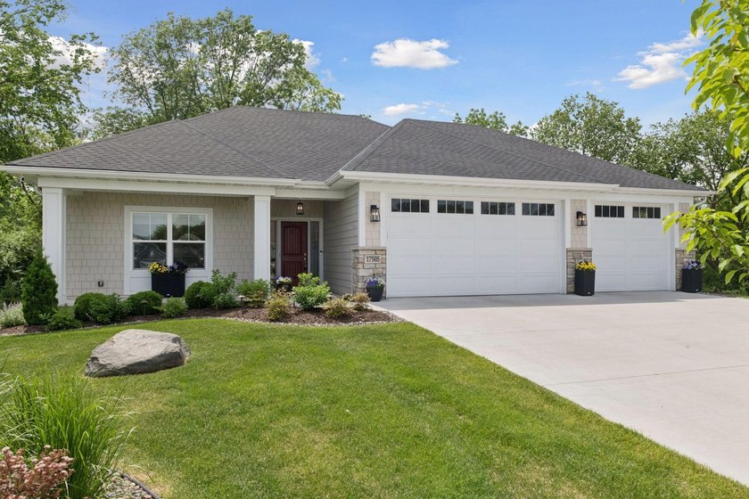 Architectural sophistication meets modern comfort in this - photo 4