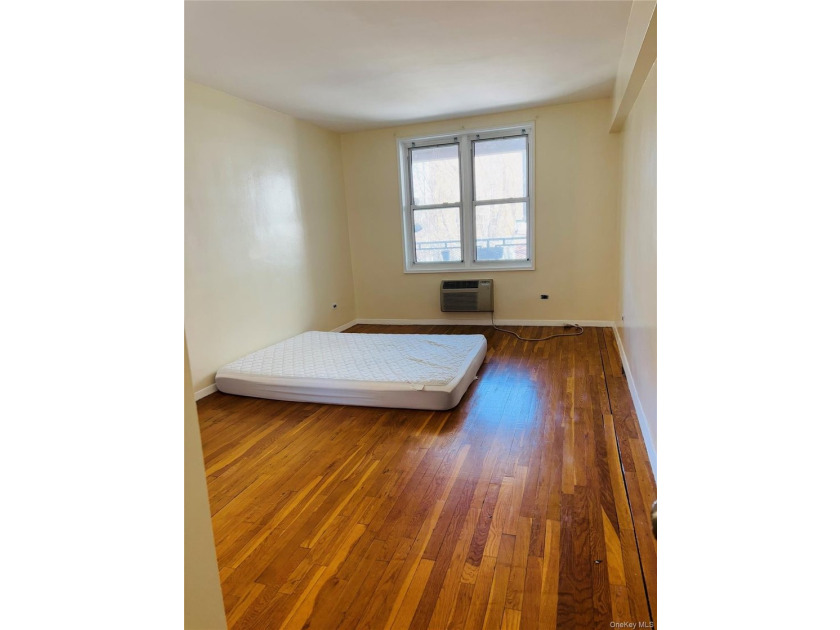 Welcome to this beautifully maintained 2-bedroom co-op located - photo 16
