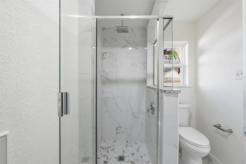 Fully Renovated Corner Lot Home in the Heart of Pantego! - photo 18