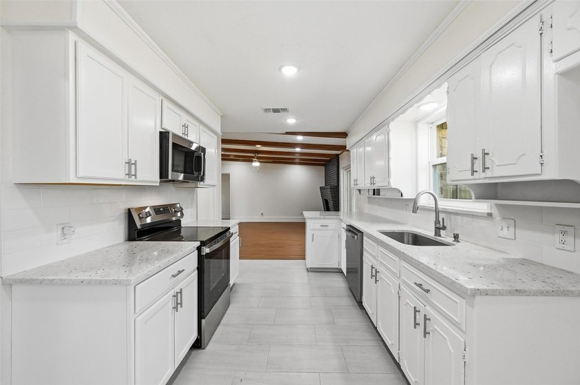 Fully Renovated Corner Lot Home in the Heart of Pantego! - photo 22