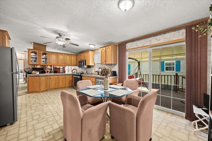 Welcome to 59 Robin Drive located in the desirable 55+ gated - photo 15