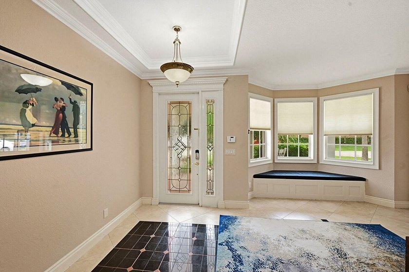 Welcome to this beautifully appointed home, offering the perfect - photo 5