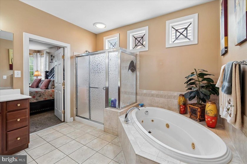 Look no further!! You will love the feel of this huge 3-level - photo 15