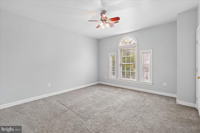 Look no further!! You will love the feel of this huge 3-level - photo 16
