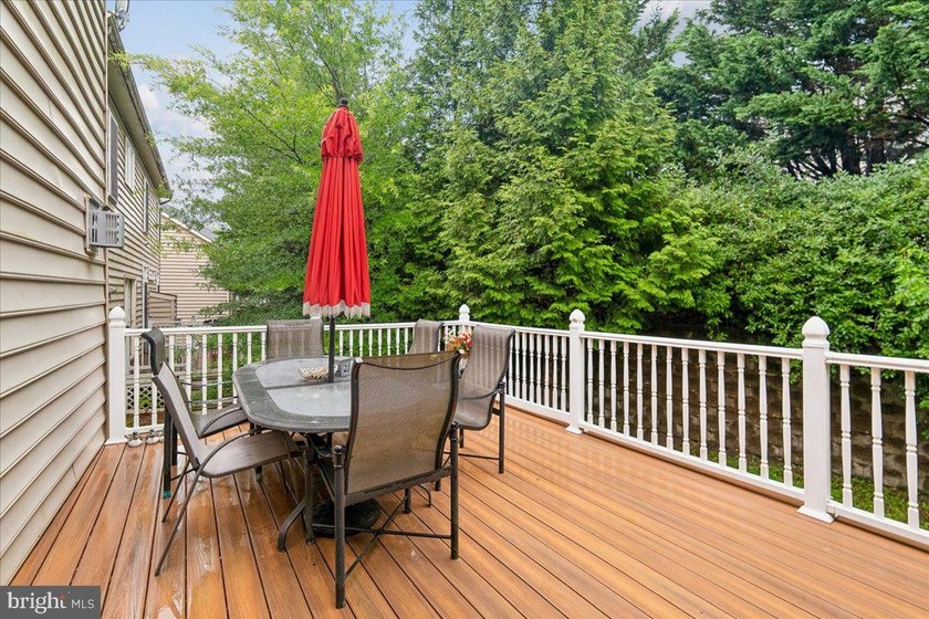 Look no further!! You will love the feel of this huge 3-level - photo 27