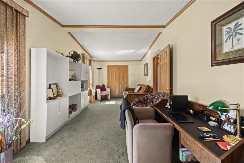 Welcome to 59 Robin Drive located in the desirable 55+ gated - photo 28