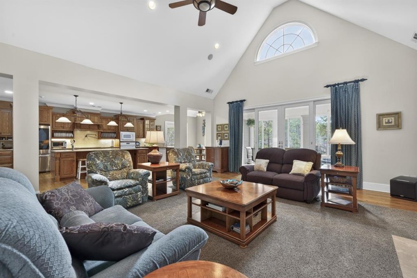 Beautifully Maintained Waterfront Home - Under Contract SOLD - photo 8