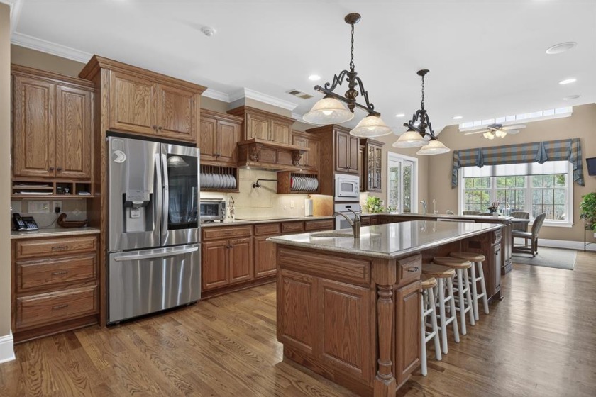 Beautifully Maintained Waterfront Home - Under Contract SOLD - photo 10