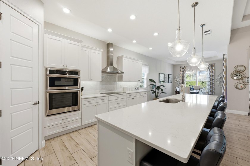 Luxury meets privacy in this beautifully appointed home on a - photo 17