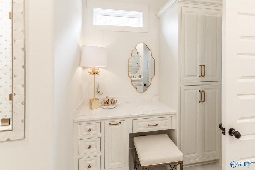 This beautifully designed 4-bedroom home features an open floor - photo 23