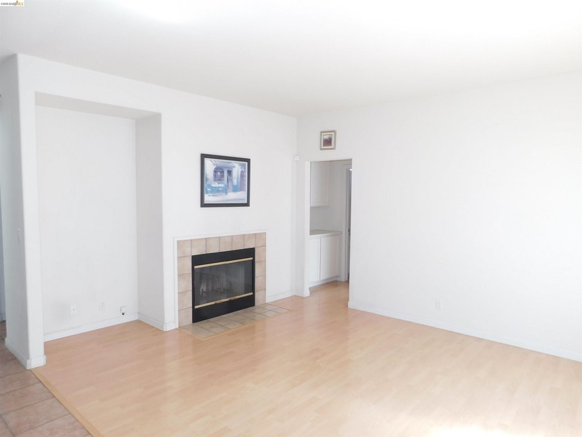 Built in 1997, this stunning 5-bedroom, 3-bath contemporary home - photo 4