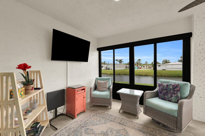 Welcome to 22 Alta Loma in the sought-after Spanish Lakes One - photo 26
