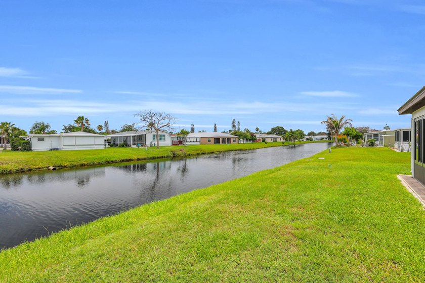 Welcome to 22 Alta Loma in the sought-after Spanish Lakes One - photo 30