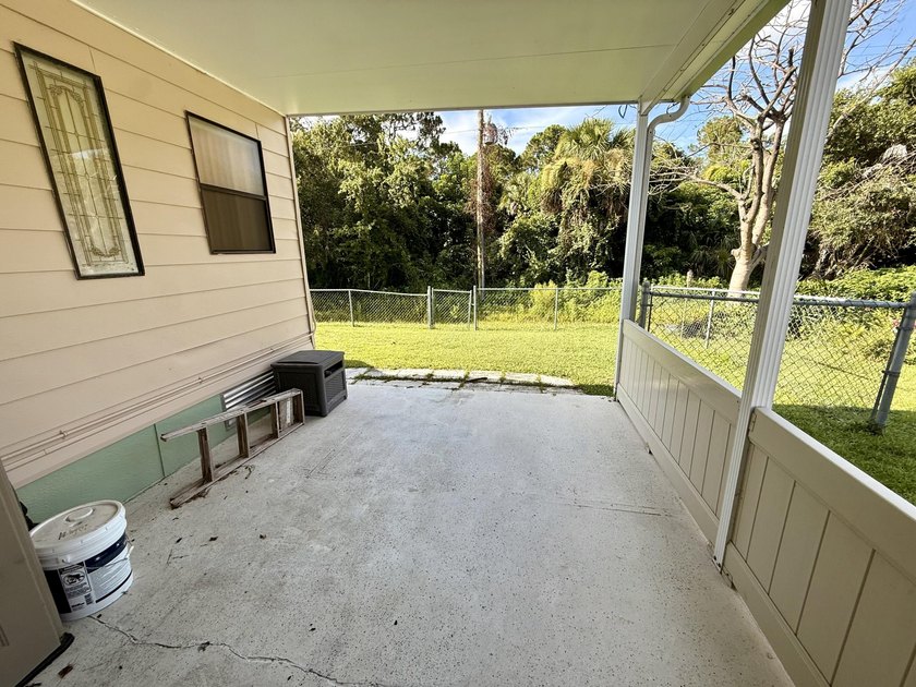 Welcome to this charming 2-bedroom, 2-bathroom manufactured home - photo 45