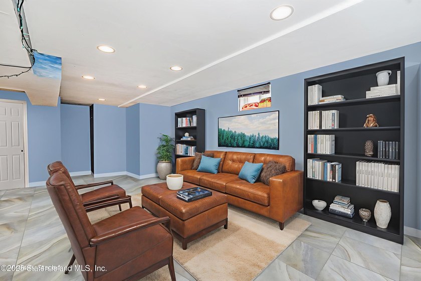 Welcome to 345 Milton Avenue - A True Oakwood Gem! This - photo 11