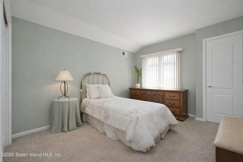 Offered for the first time since its construction in 2000, this - photo 22