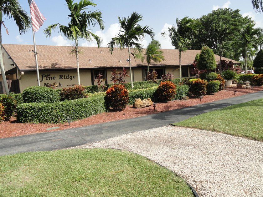 ADULT COMMUNITY 55+, Check out this well maintained second floor - photo 35
