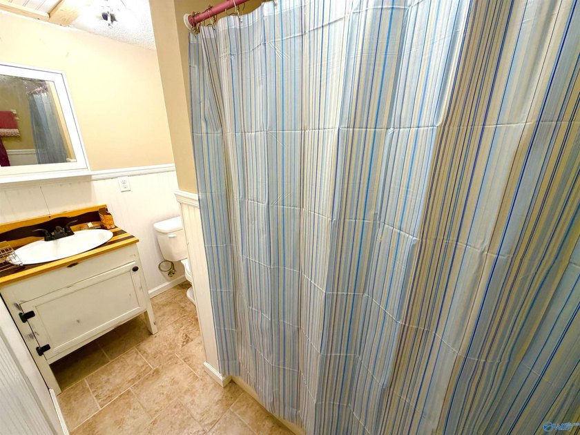 Enjoy the perfect blend of space, privacy, and convenience with - photo 29