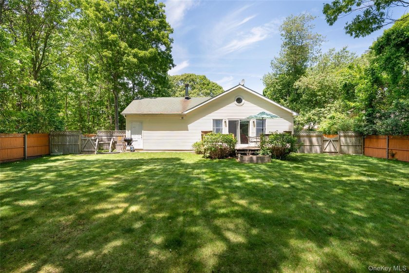 Just listed home south of the highway in Hampton Bays. The - photo 34