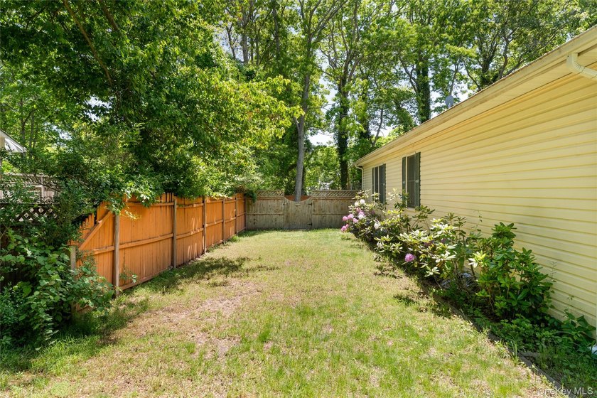 Just listed home south of the highway in Hampton Bays. The - photo 39