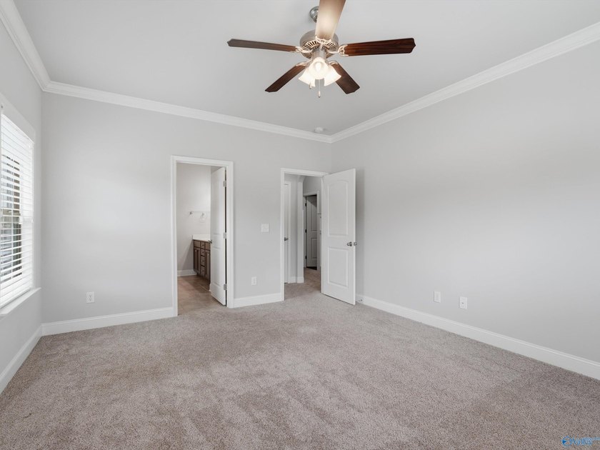 This home offers unbeatable convenience, just minutes from - photo 12