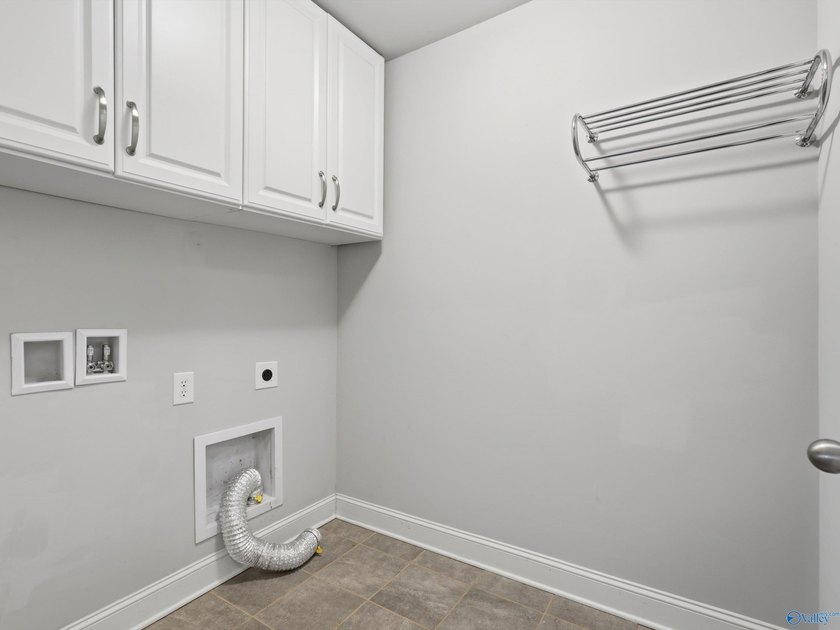 This home offers unbeatable convenience, just minutes from - photo 22