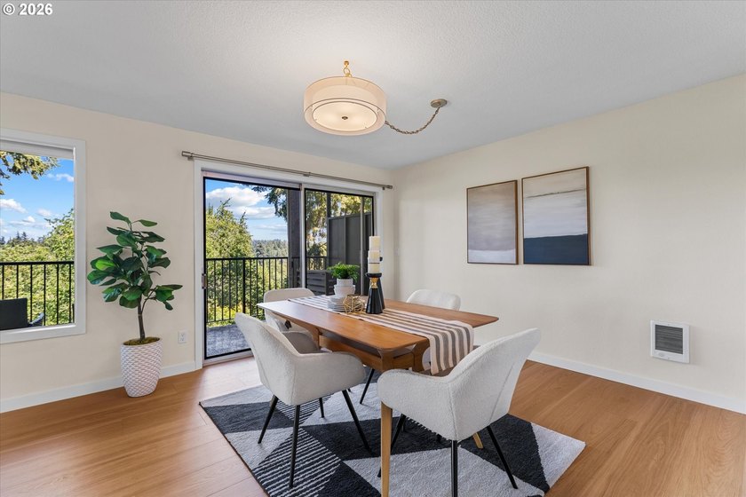Welcome to 311, the largest unit at Lake Oswego Terraces! Fully - photo 14